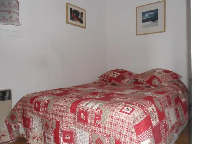 Appartement Sud-ouest Avec Balcon Et Parking à - Fr-1-804-9